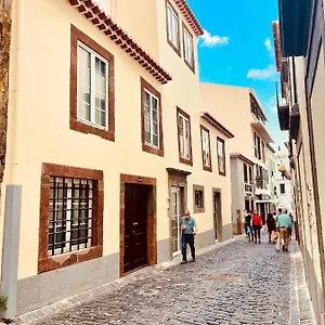 https://living-funchal-x.madeira-islandshotels.com